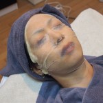 レディースシェービングには、唇もパックで覆ってプルプルに！